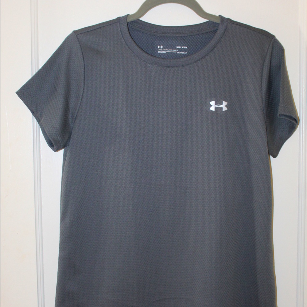 Women’s under Armour polyester t-shirt